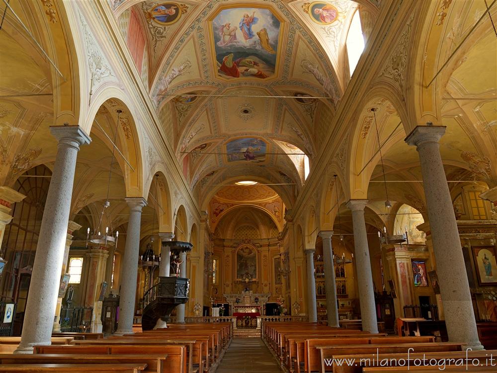 Campiglia Cervo (Biella) - Interni della Chiesa Parrocchiale dedicata ai Santi Giuseppe e Bernardo